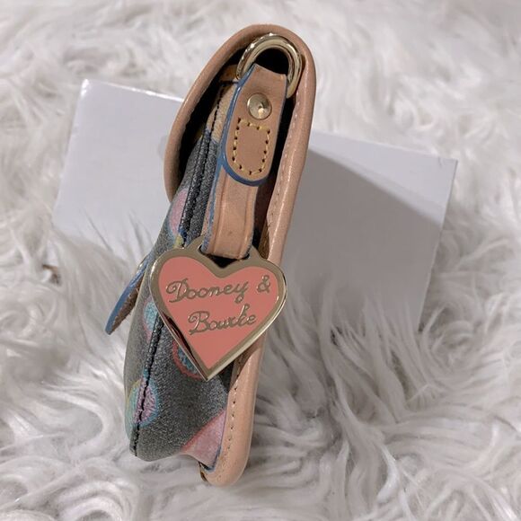 DOONEY & Bourke pouch leather trim snap closure large heart brand charm hearts - Picture 4 of 10
